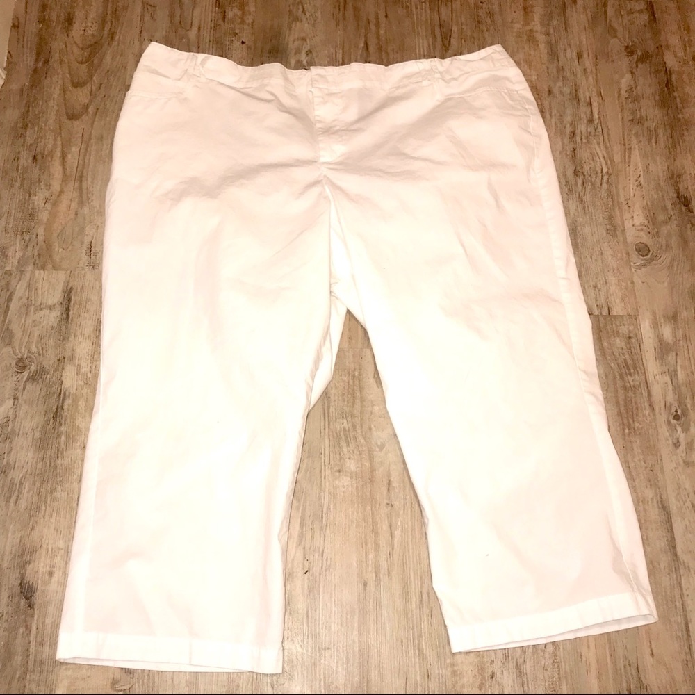 Lane Bryant White Ankle Cropped Pants 28